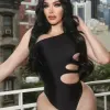 Corina photo 19, european, athletic, black hair, 174 cm, 63 kg, Large bust, Hong Kong