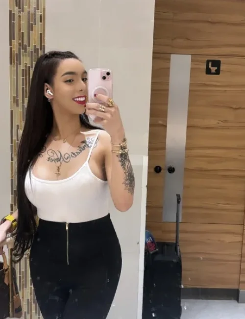 Ishna photo 12, asian, curvy, brunette, 167 cm, 77 kg, Medium bust, Hong Kong
