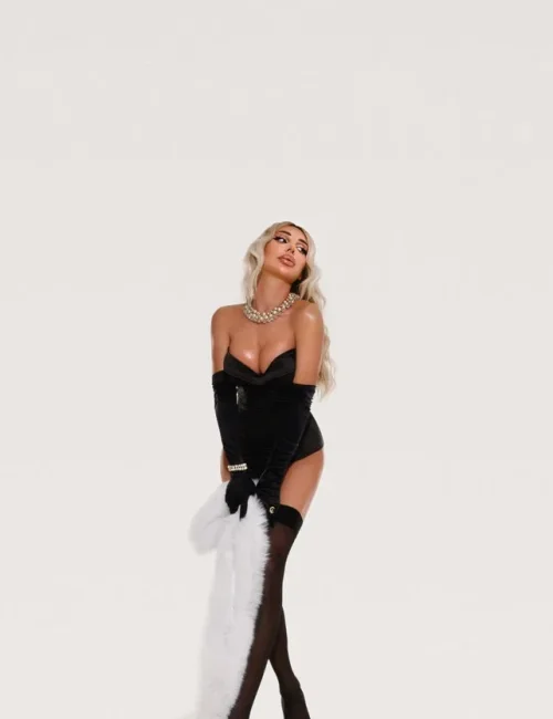 Sofi photo 47, european, petite, blonde hair, 157 cm, 50 kg, Large bust, Hong Kong
