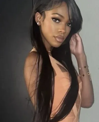 Daniella photo 1, ebony, athletic, brunette, 174 cm, 65 kg, Medium bust, Hong Kong