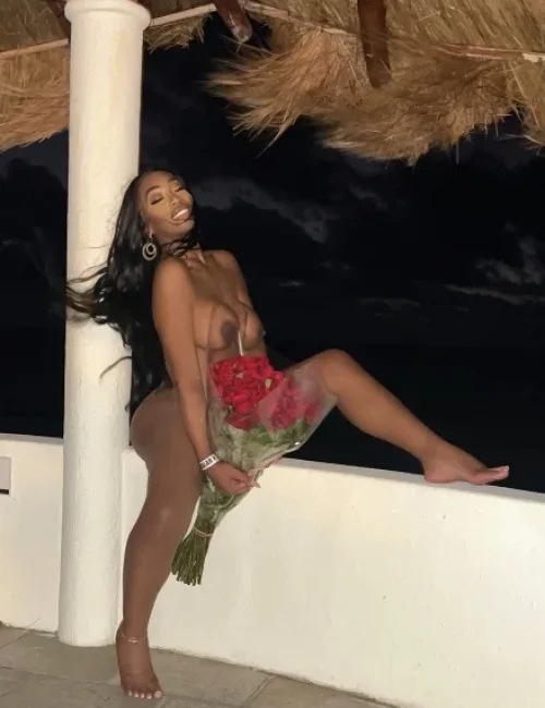 Emiko photo 13, ebony, average, brunette, 170 cm, 68 kg, Large bust, Hong Kong