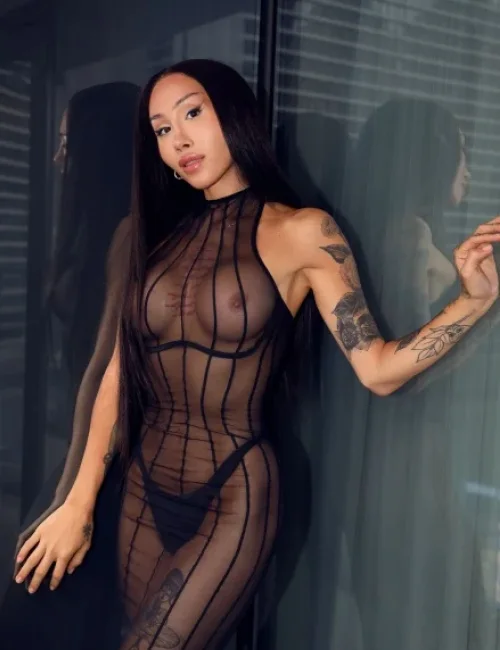 Cordelia photo 9, asian, average, black hair, 170 cm, 65 kg, Medium bust, Hong Kong