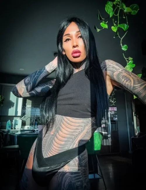 Bernadette photo 7, asian, average, black hair, 170 cm, 65 kg, Small bust, Hong Kong