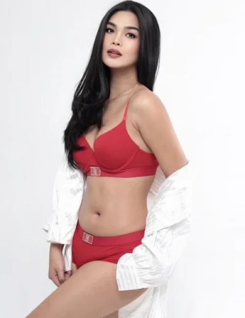 Tanya photo 3, asian, athletic, black hair, 174 cm, 61 kg, Small bust, Hong Kong