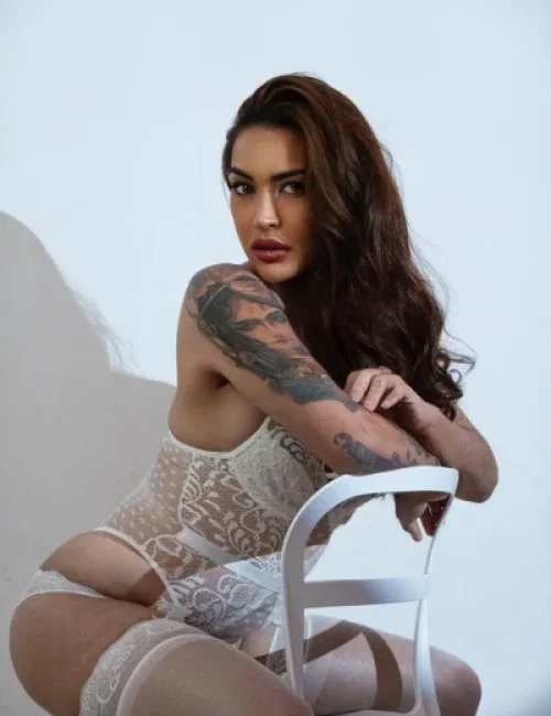 Olga photo 11, asian, curvy, brunette, 170 cm, 74 kg, Medium bust, Hong Kong