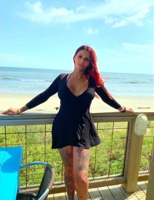 Vicky photo 27, ebony, average, red hair, 176 cm, 74 kg, Medium bust, Hong Kong