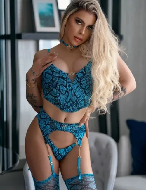 Aurora photo 8, european, athletic, blonde hair, 174 cm, 65 kg, Large bust, Hong Kong